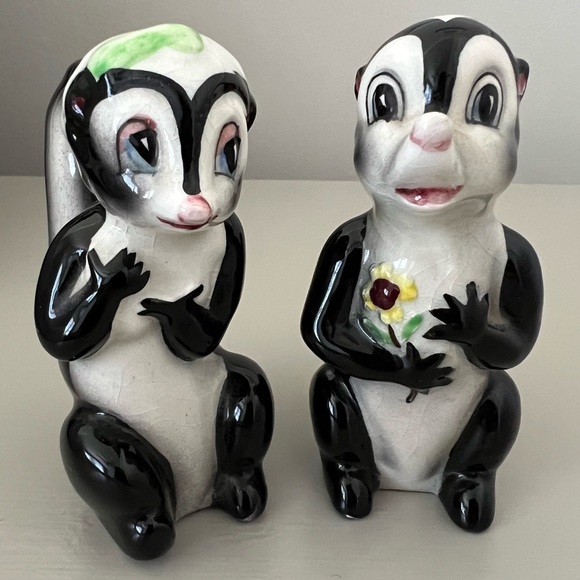 Accents Vintage Skunk Salt And Pepper Shakers Poshmark
